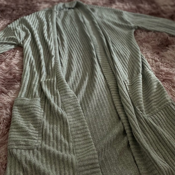 Gray fall cardigan - Picture 1 of 2